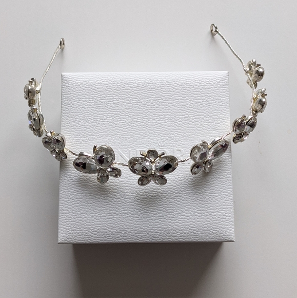 Free with purchase over $100 butterfly 🦋 - Picture 1 of 3